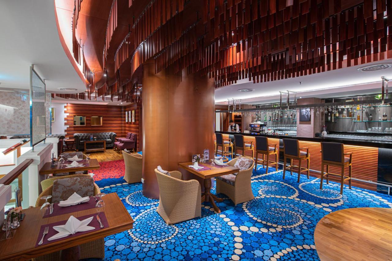 The Empress Premier Chiang Mai - Sha Extra Plus Eksteriør billede The Bar