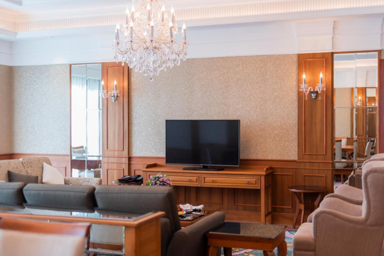 The Empress Premier Chiang Mai - Sha Extra Plus Eksteriør billede A living room in a condominium