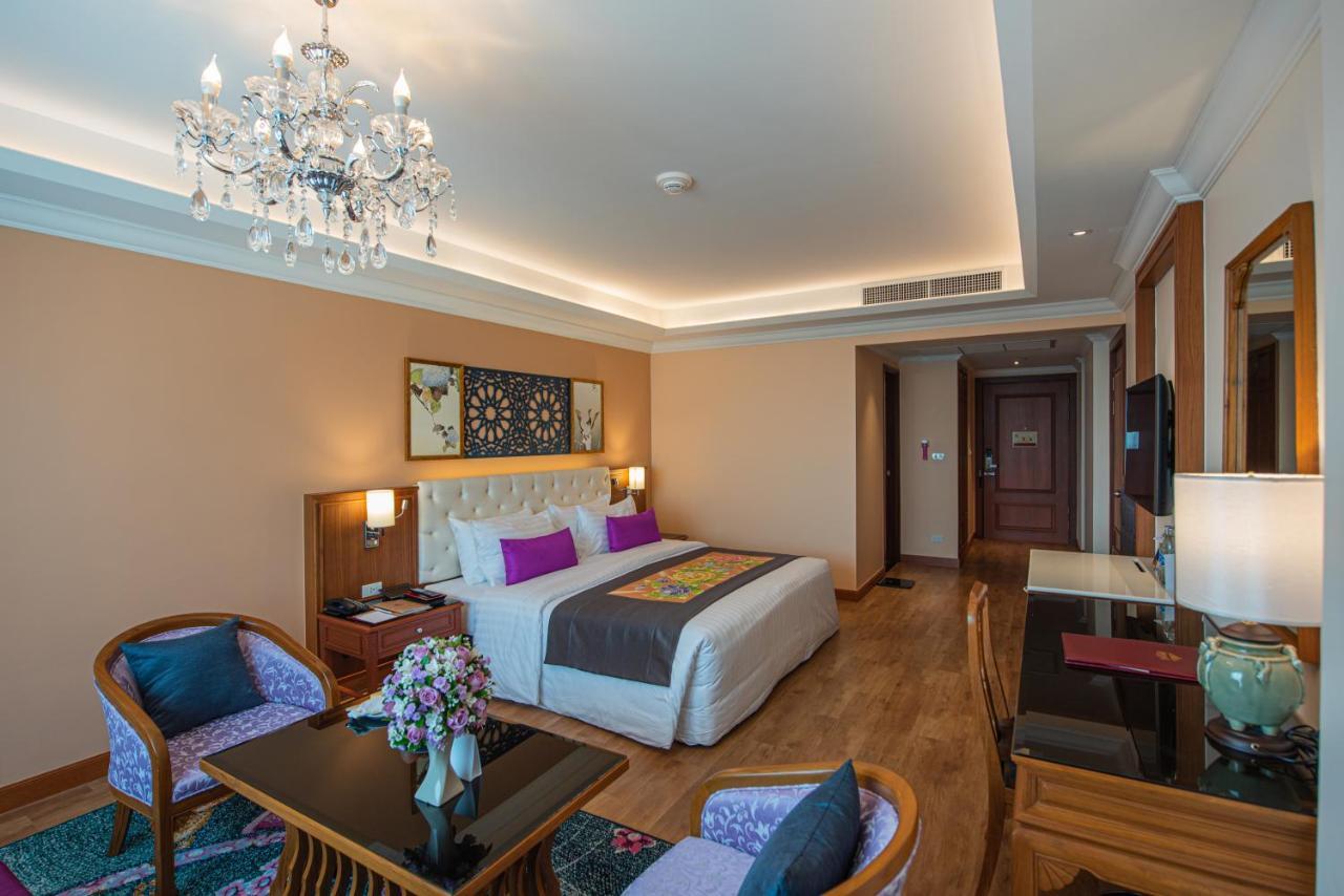 The Empress Premier Chiang Mai - Sha Extra Plus Eksteriør billede Deluxe Room